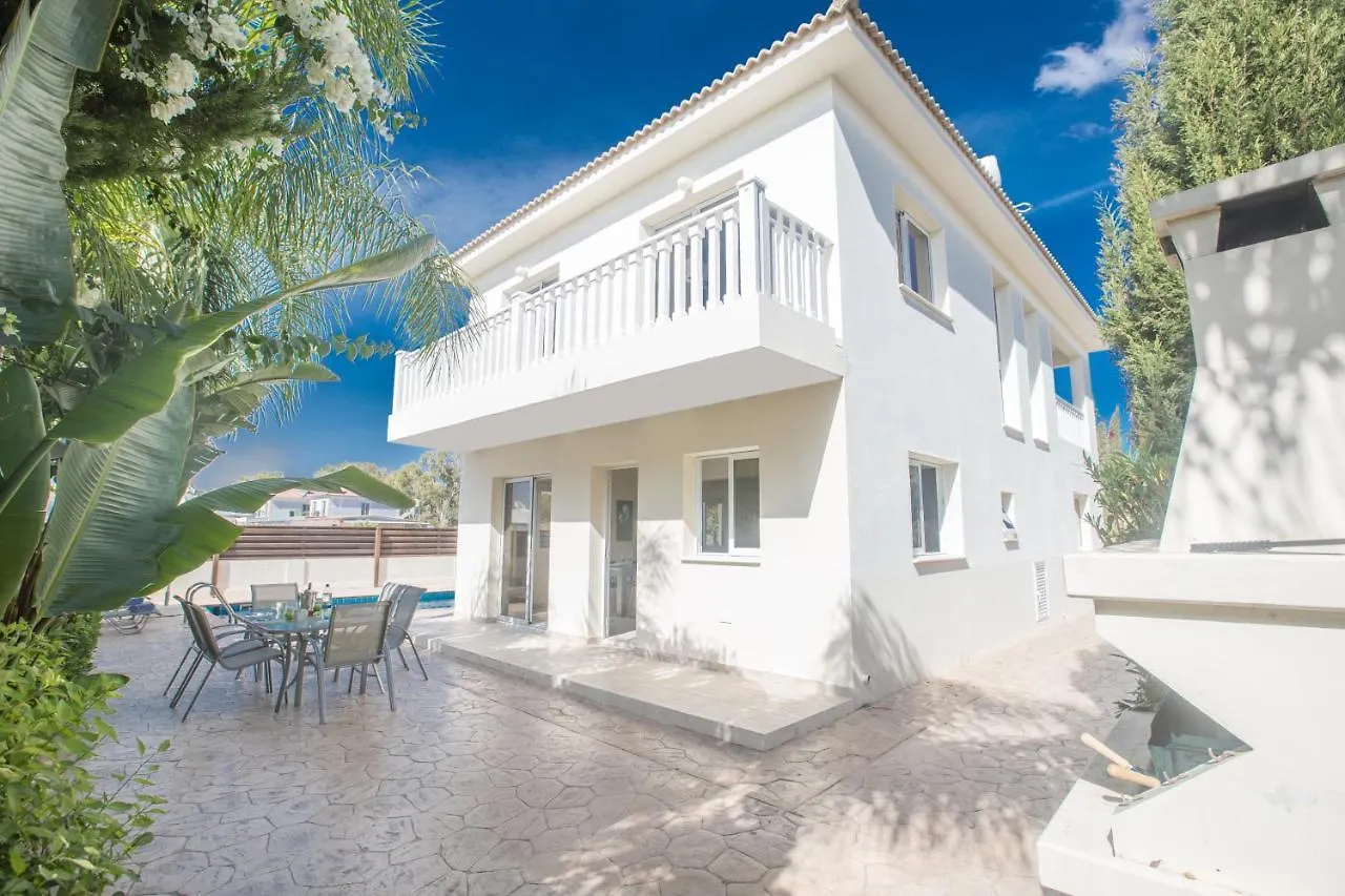 Hara Nissi Villas Ayia Napa